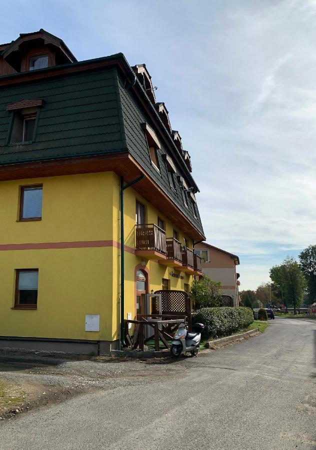 Útulný 2-izbový apartmán s balkónom Mlynica Exterior foto